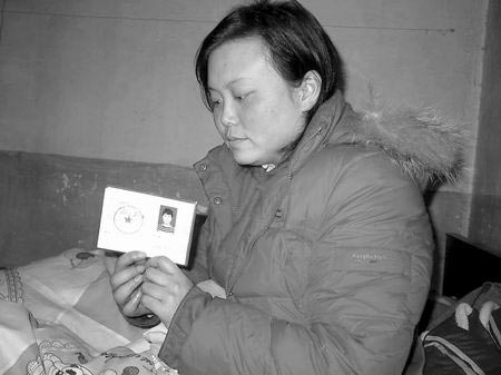 周晓明现在最大心愿就是研究生学业能顺利毕业