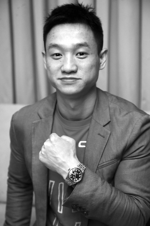 奥运冠军、“全能王”杨威 奥运冠军、“全能王”杨威