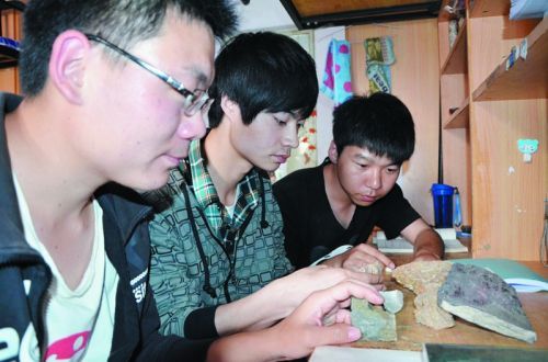 山东科技大学地质科学与工程学院半岛在线注册率过半 其中9个宿舍全员考取堪称“学霸”宿舍