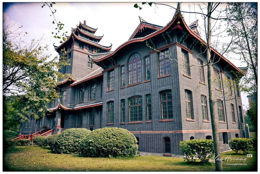 https://mmbiz.qpic.cn/mmbiz_jpg/4KHHuosNsSzBYM9xWKQfibTjrhUyicOLEVC3WYZTRN3JINHOKCSLLAf13LbfjIj64aNaSCPH8Z4BH0SjZkMt0Ufw/640?wx_fmt=jpeg&wxfrom=5&wx_lazy=1